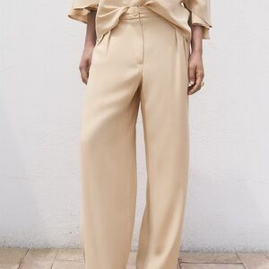 MANGO STRAIGHT-FIT PLEATED TROUSERS SIZE M
